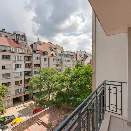 Bright And Newly Refurbished Apartment Near Center Sofia Exterior photo