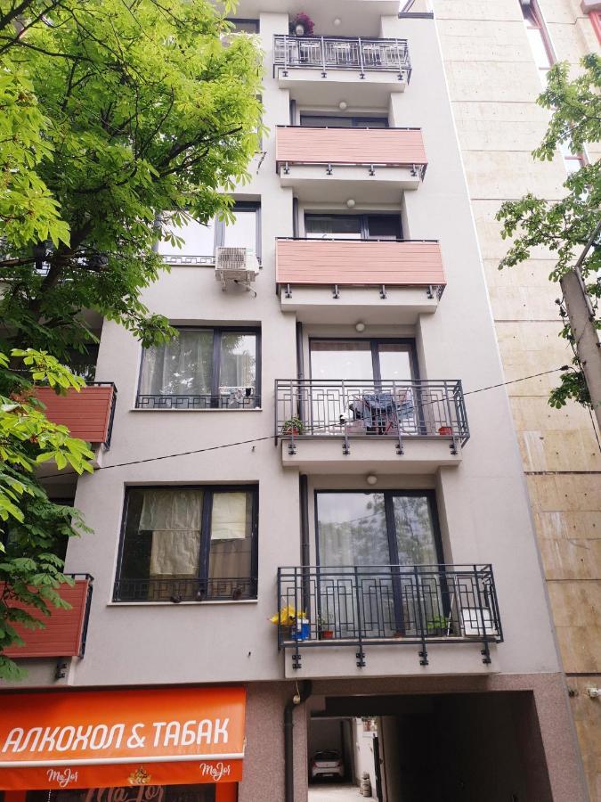 Bright And Newly Refurbished Apartment Near Center Sofia Exterior photo